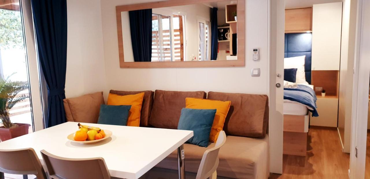 Mobile Home Sweet Summer Biograd Na Moru Ngoại thất bức ảnh