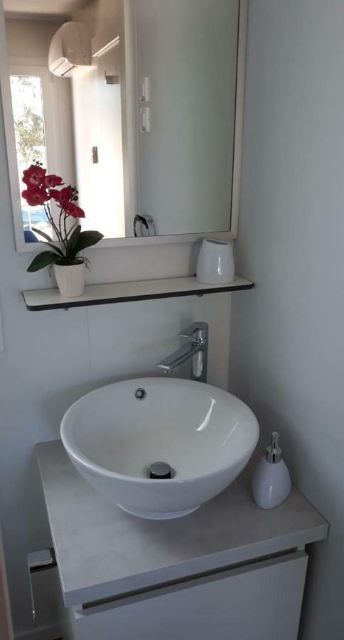 Mobile Home Sweet Summer Biograd Na Moru Ngoại thất bức ảnh